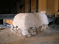 竈（かまど）修復前